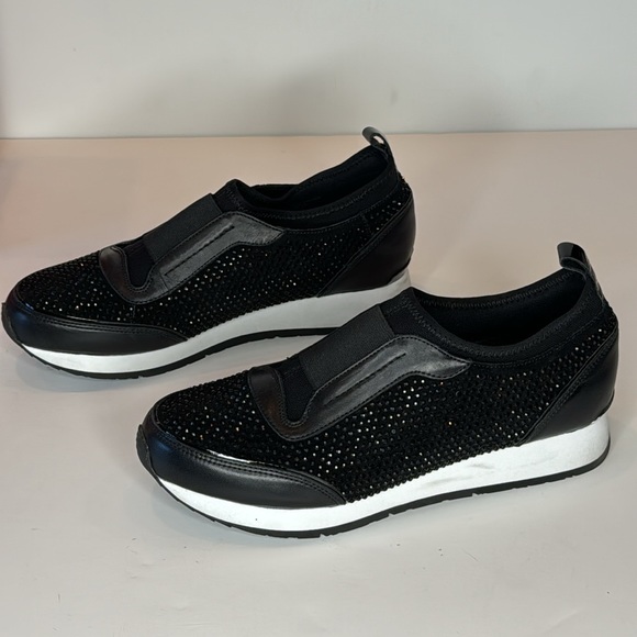 Donald J Pliner black beaded shoes - Picture 4 of 11